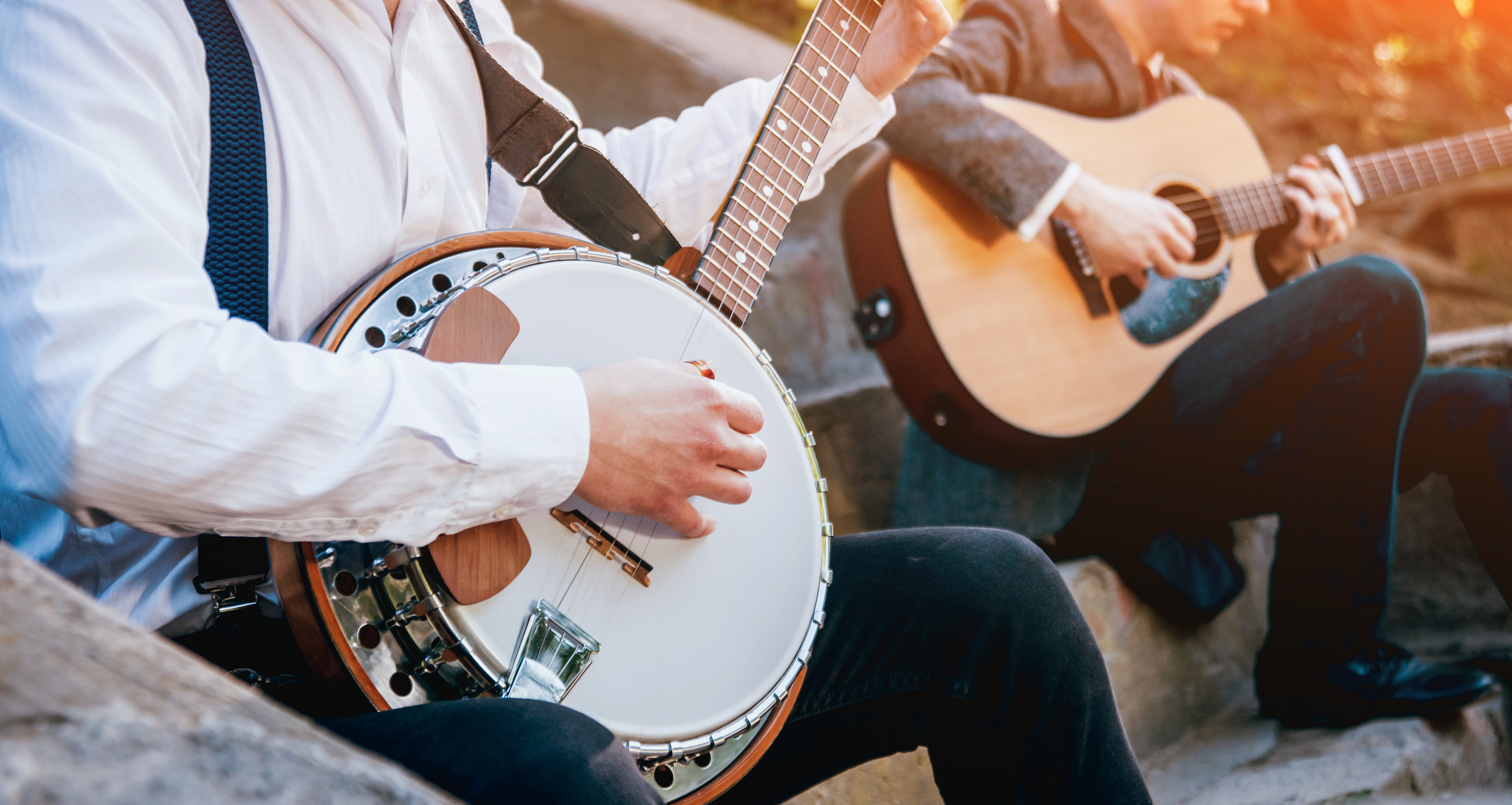 Guitars and Banjos being played